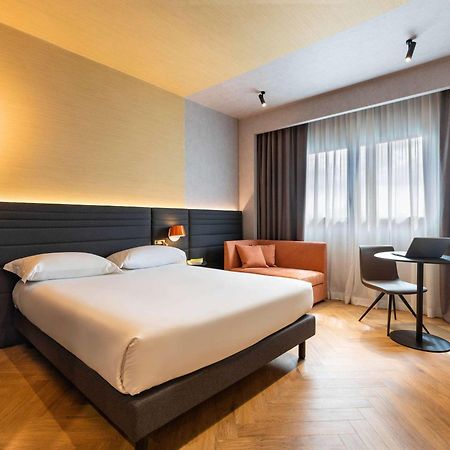 Novotel Caserta Sud Eksteriør bilde