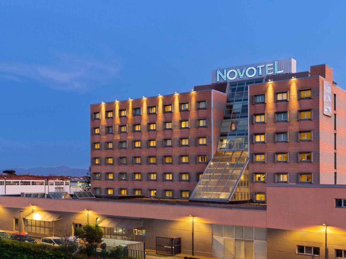 Novotel Caserta Sud Eksteriør bilde