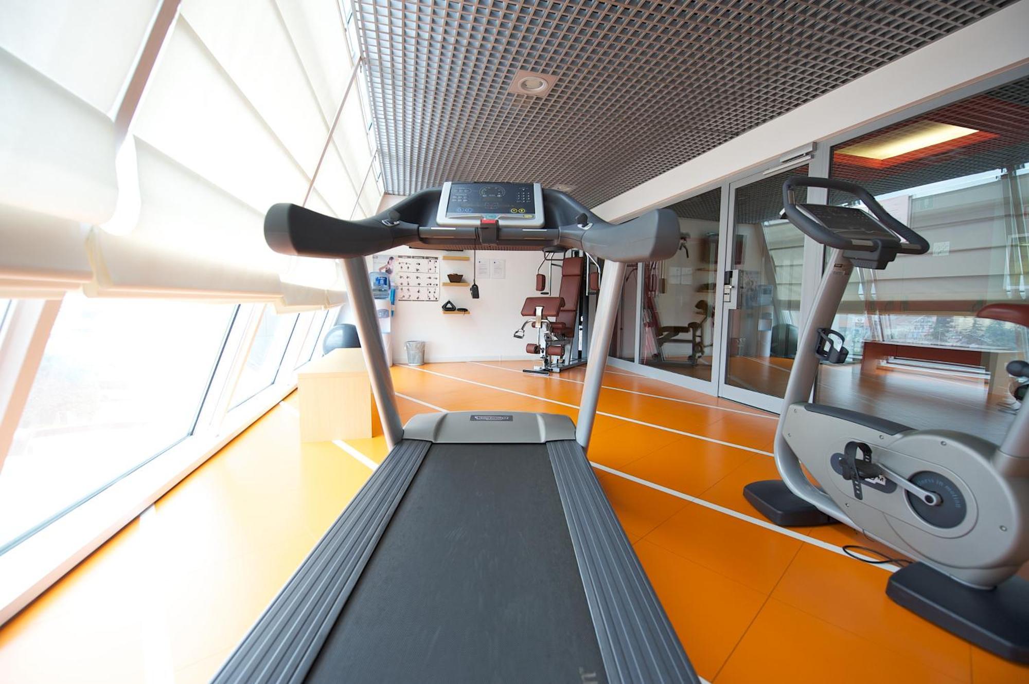 Novotel Caserta Sud Eksteriør bilde