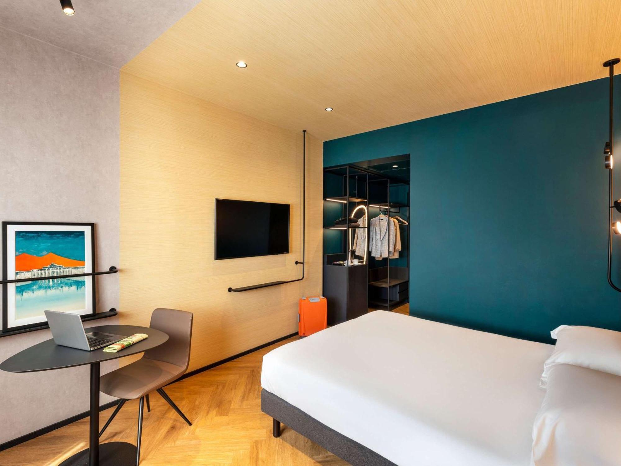 Novotel Caserta Sud Eksteriør bilde
