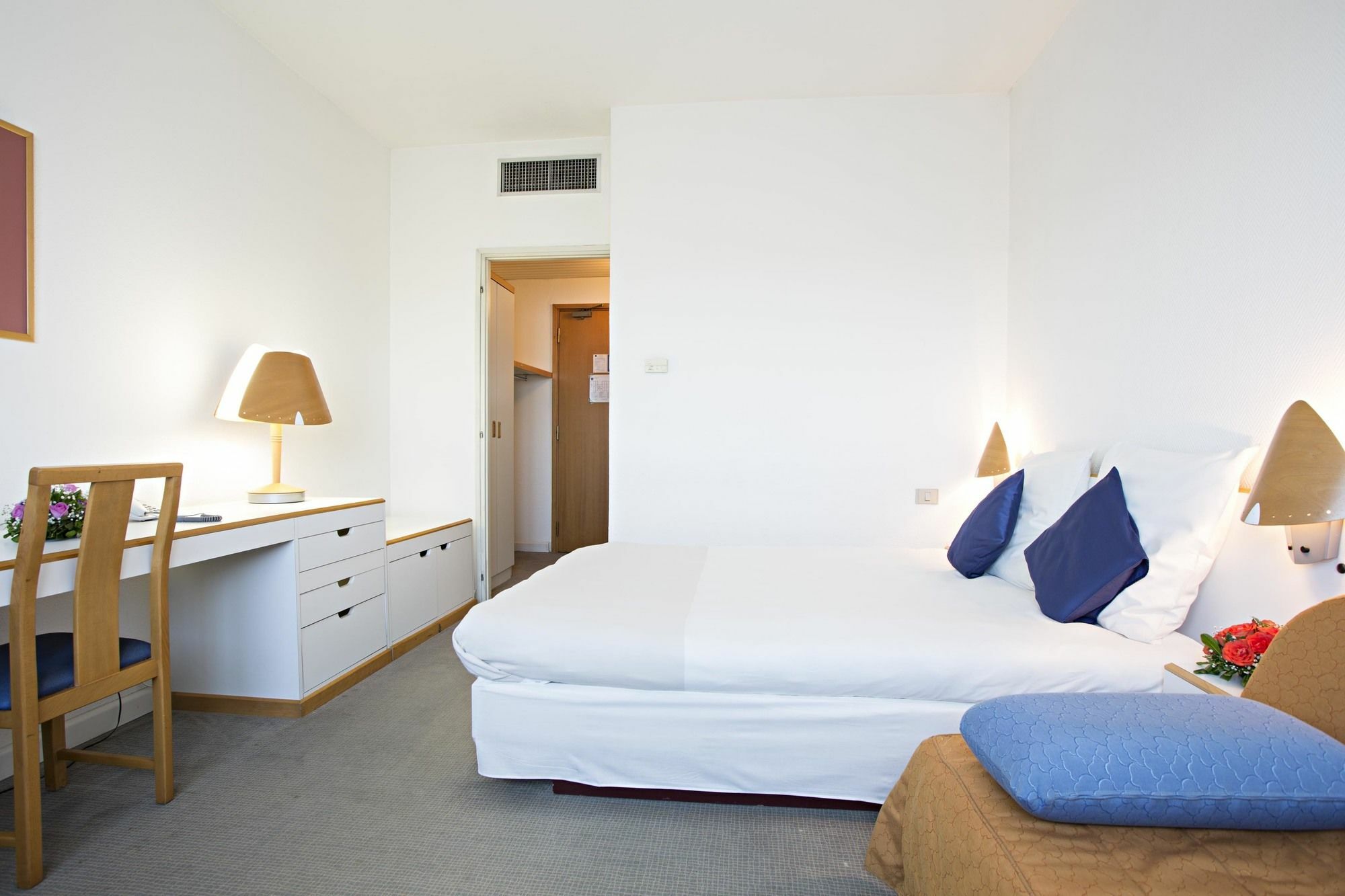 Novotel Caserta Sud Eksteriør bilde