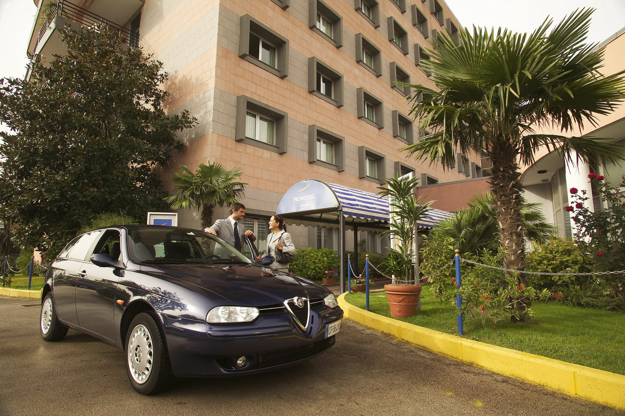 Novotel Caserta Sud Eksteriør bilde